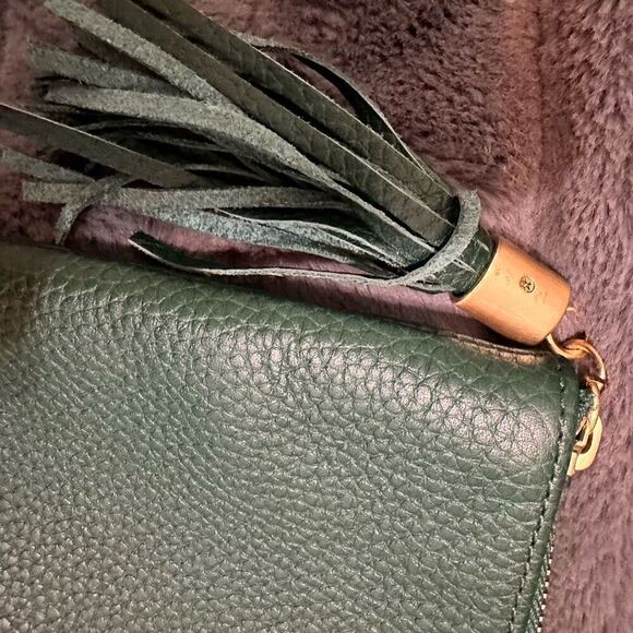Gigi New York green pebbled leather clutch - Picture 4 of 7